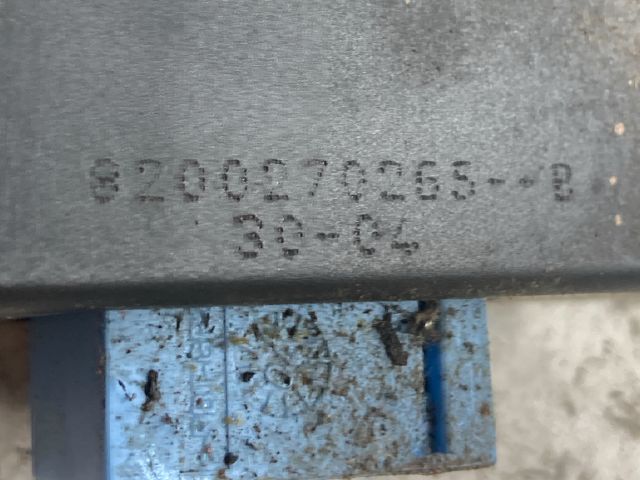 bontott RENAULT SCÉNIC II Kézifék Kapcsoló