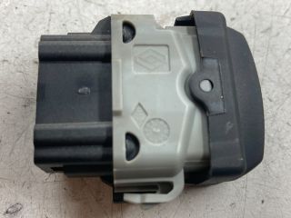 bontott RENAULT SCÉNIC II Kipörgésgátló Kapcsoló