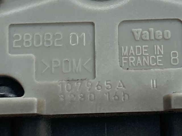 bontott RENAULT SCÉNIC II Kipörgésgátló Kapcsoló