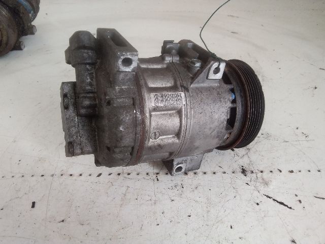 bontott RENAULT SCÉNIC II Klímakompresszor