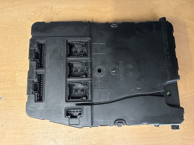 bontott RENAULT SCÉNIC II Komfort Elektronika