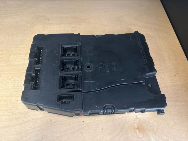 bontott RENAULT SCÉNIC II Komfort Elektronika