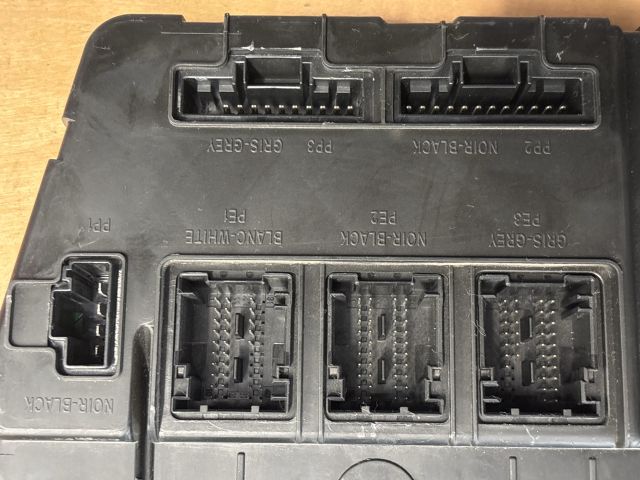 bontott RENAULT SCÉNIC II Komfort Elektronika