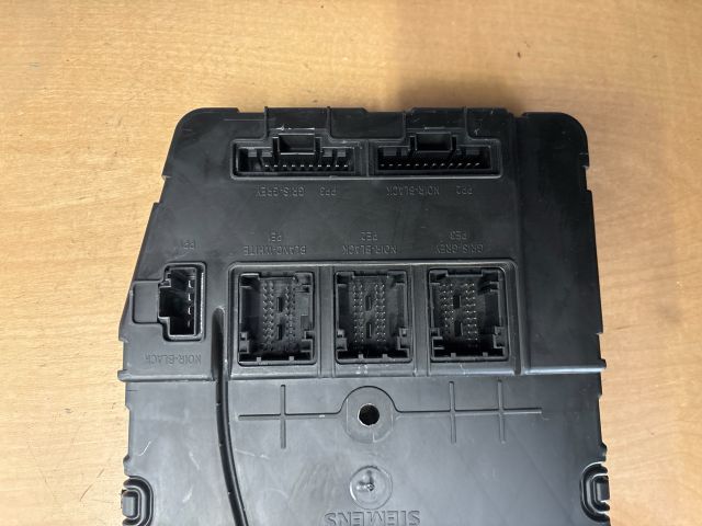 bontott RENAULT SCÉNIC II Komfort Elektronika