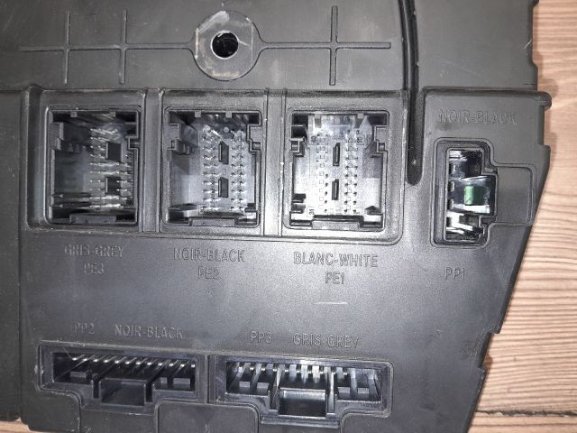 bontott RENAULT SCÉNIC II Komfort Elektronika