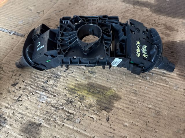 bontott RENAULT SCÉNIC II Komplett Kormánykapcsoló (Bajuszkapcsoló)