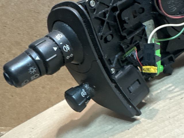 bontott RENAULT SCÉNIC II Komplett Kormánykapcsoló (Bajuszkapcsoló)