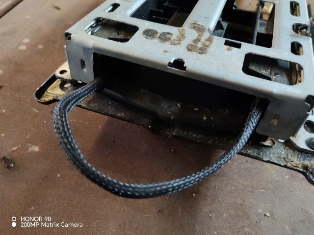 bontott RENAULT SCÉNIC II Könyöklő Tartó Konzol