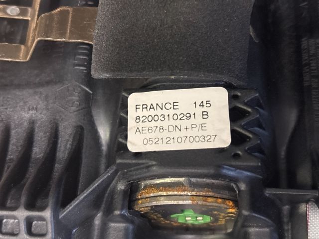 bontott RENAULT SCÉNIC II Kormánylégzsák