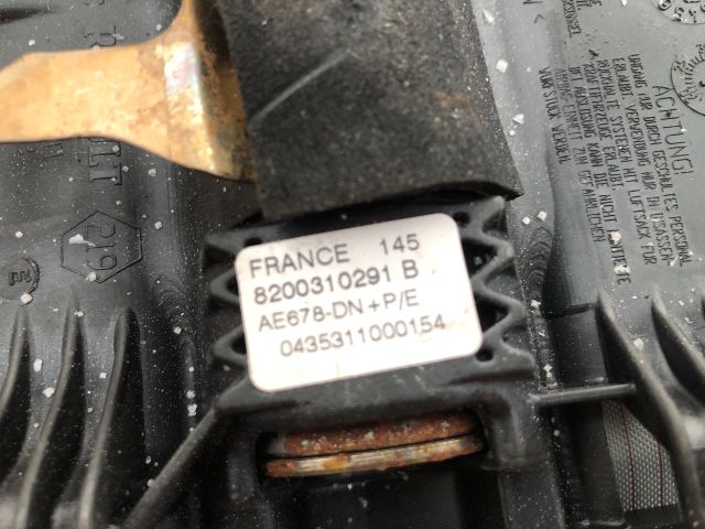 bontott RENAULT SCÉNIC II Kormánylégzsák