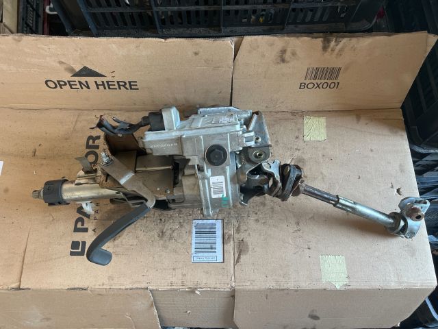 bontott RENAULT SCÉNIC II Kormányoszlop