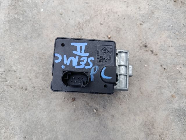 bontott RENAULT SCÉNIC II Kormányzár (Elektromos)