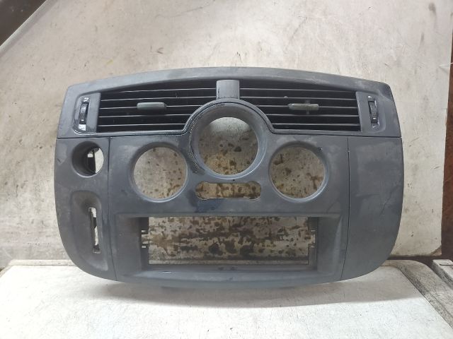 bontott RENAULT SCÉNIC II Középkonzol Keret