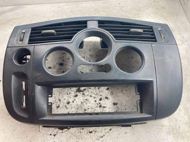 bontott RENAULT SCÉNIC II Középkonzol Keret