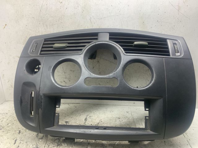 bontott RENAULT SCÉNIC II Középkonzol Keret