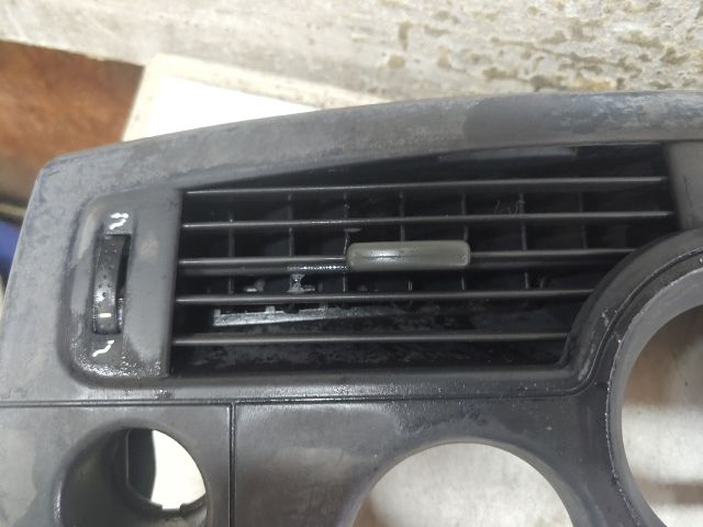 bontott RENAULT SCÉNIC II Középkonzol Keret