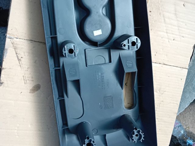 bontott RENAULT SCÉNIC II Középkonzol Keret