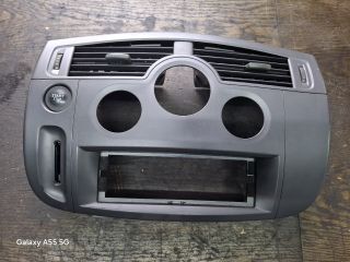 bontott RENAULT SCÉNIC II Középkonzol Keret