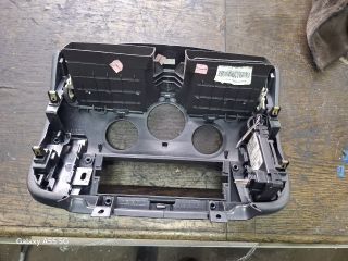 bontott RENAULT SCÉNIC II Középkonzol Keret