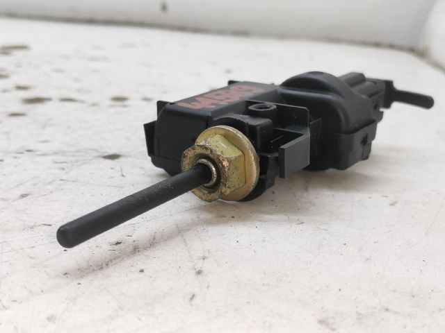 bontott RENAULT SCÉNIC II Központizár Motor Tankajtó