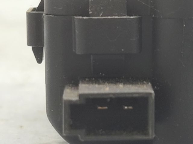 bontott RENAULT SCÉNIC II Központizár Motor Tankajtó