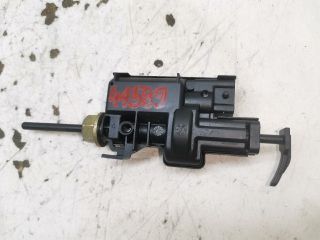 bontott RENAULT SCÉNIC II Központizár Motor Tankajtó