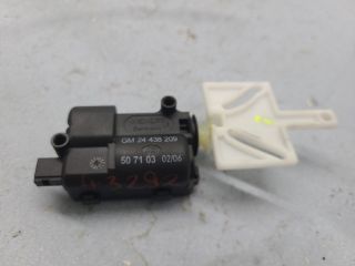 bontott RENAULT SCÉNIC II Központizár Motor Tankajtó