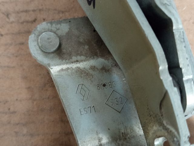 bontott RENAULT SCÉNIC II Motorháztető Jobb Zsanér