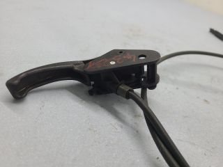 bontott RENAULT SCÉNIC II Motorháztető Nyitó Kar / Gomb