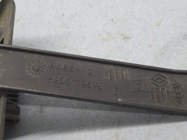 bontott RENAULT SCÉNIC II Motorháztető Nyitó Kar / Gomb