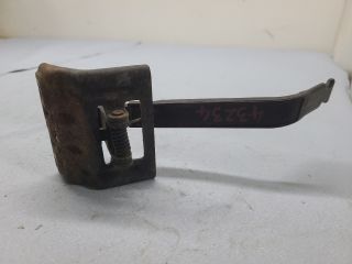 bontott RENAULT SCÉNIC II Motorháztető Nyitó Kar / Gomb