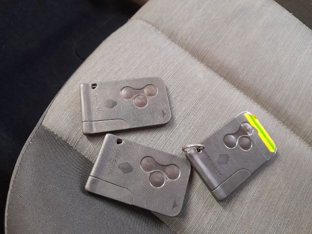 bontott RENAULT SCÉNIC II Multikormány