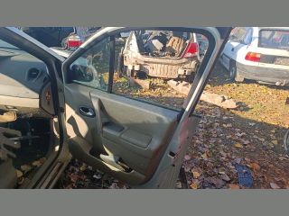 bontott RENAULT SCÉNIC II Műszerfal Héj