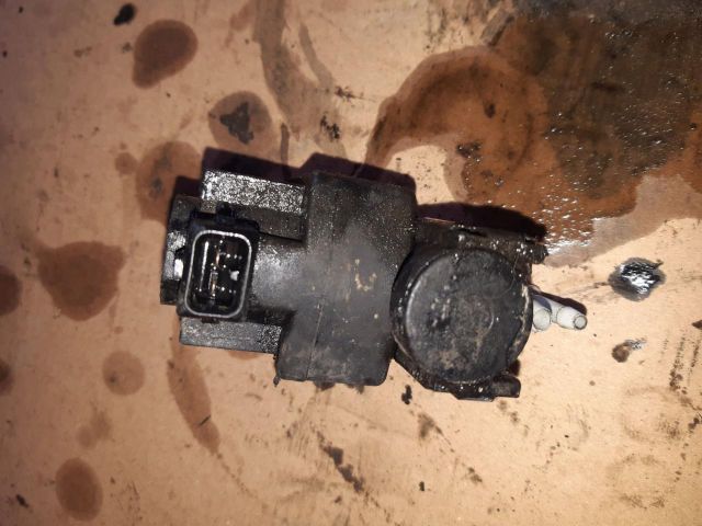 bontott RENAULT SCÉNIC II Nyomásszabályzó Szelep