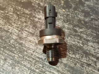 bontott RENAULT SCÉNIC II Nyomásszabályzó Szelep