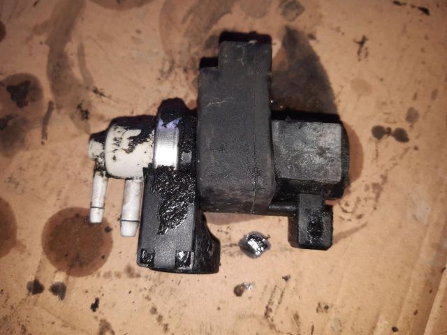 bontott RENAULT SCÉNIC II Nyomásszabályzó Szelep