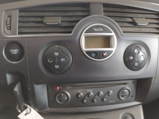 bontott RENAULT SCÉNIC II Pótféklámpa