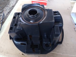 bontott RENAULT SCÉNIC II Pótkerék Szerszámtartó