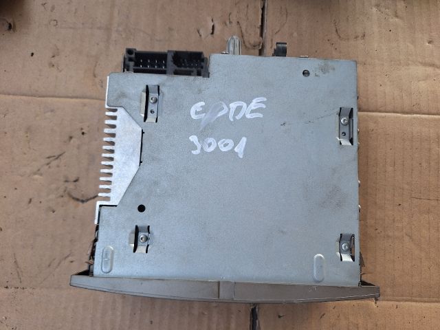 bontott RENAULT SCÉNIC II Rádió / CD