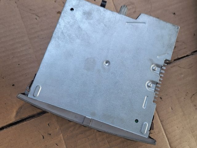 bontott RENAULT SCÉNIC II Rádió / CD