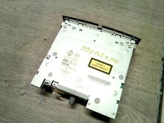 bontott RENAULT SCÉNIC II Rádió / CD