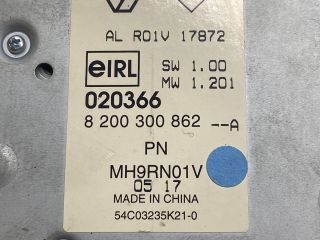 bontott RENAULT SCÉNIC II Rádió / CD