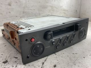 bontott RENAULT SCÉNIC II Rádió / CD