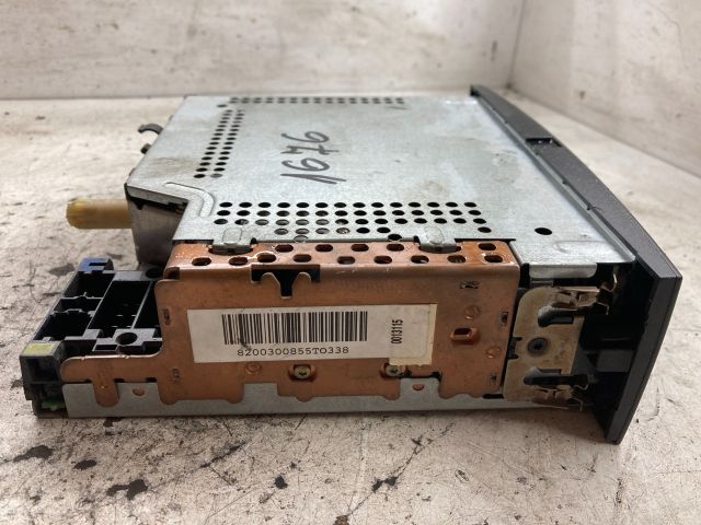 bontott RENAULT SCÉNIC II Rádió / CD