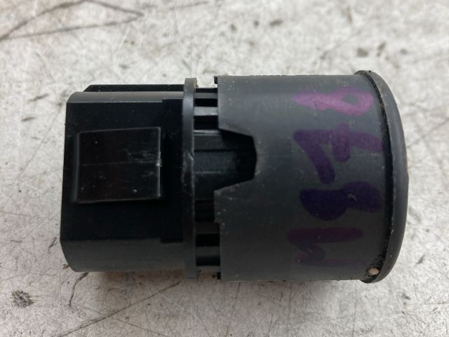 bontott RENAULT SCÉNIC II Start / Stop Indító Gomb