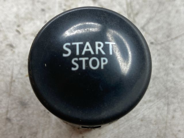 bontott RENAULT SCÉNIC II Start / Stop Indító Gomb