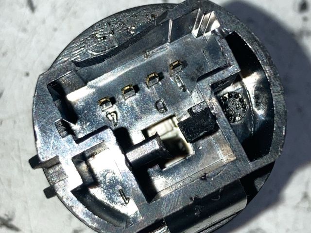 bontott RENAULT SCÉNIC II Start / Stop Indító Gomb