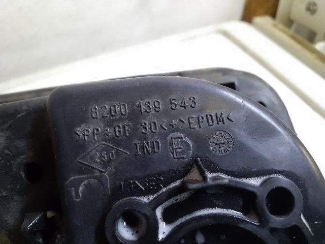 bontott RENAULT SCÉNIC II Tankajtó