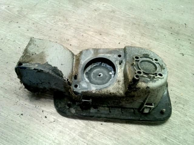 bontott RENAULT SCÉNIC II Tankajtó