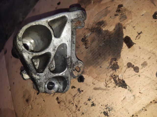 bontott RENAULT SCÉNIC II Tartó Bak